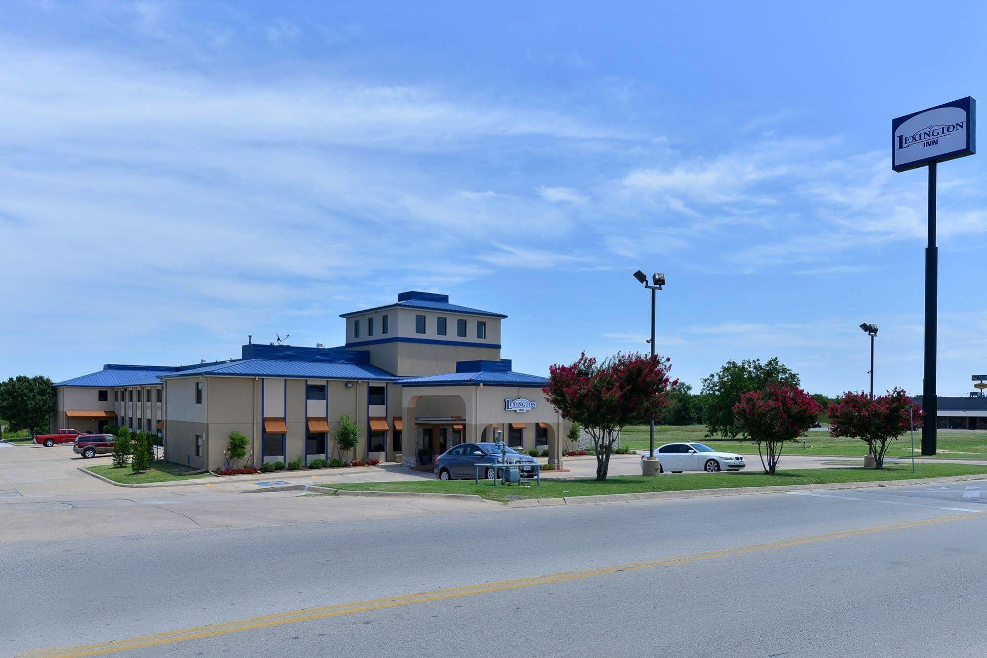Baymont By Wyndham Ardmore I-35 Экстерьер фото